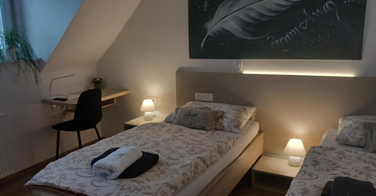 Apartmaji Pr Smolet Škofja Loka Exterior foto